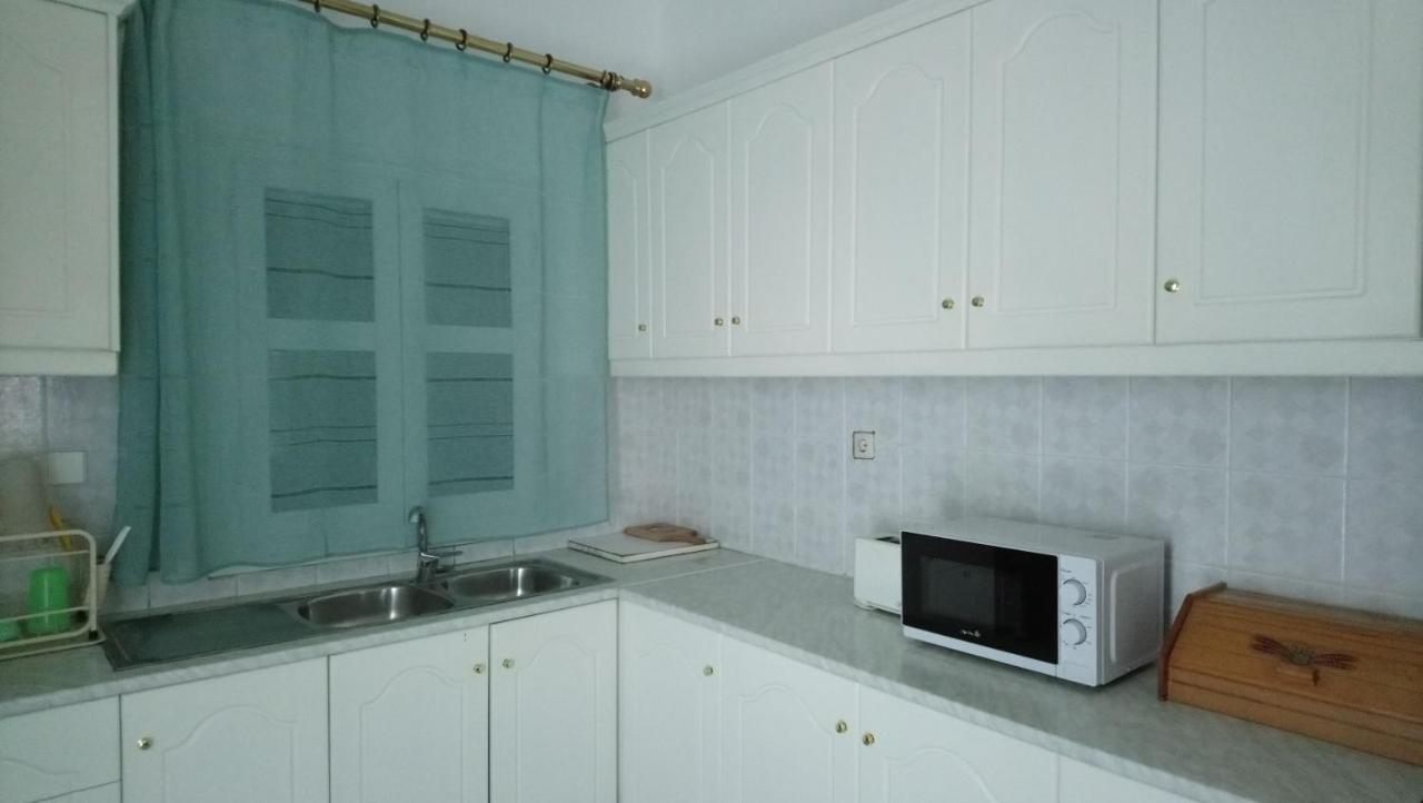 Vacation House In Stroggili Agios Ioannis Peristeron  ภายนอก รูปภาพ